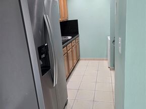 5033 NW 7th St 508, Miami FL 33126