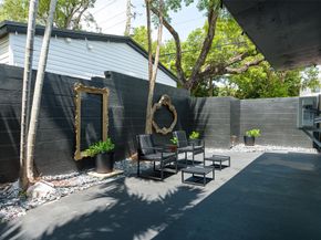 648 NE 16th Terr, Fort Lauderdale FL 33304