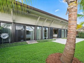 11794 Wimbledon Circle, Wellington FL 33414