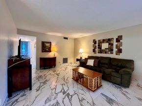 14 Bedford A, West Palm Beach FL 33417