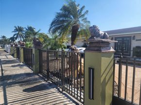 4470 NW 202nd St, Miami Gardens FL 33055