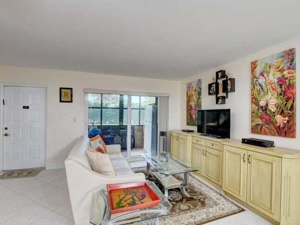 7539 S Oriole Boulevard 103, Delray Beach FL 33446