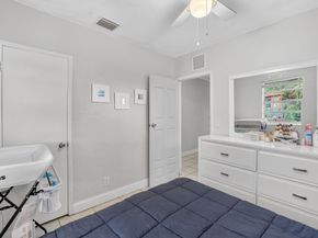 1525 NW 14th Ct, Fort Lauderdale FL 33311