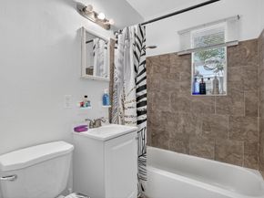 1525 NW 14th Ct, Fort Lauderdale FL 33311