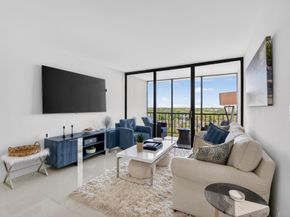 6815 Willow Wood Drive 4083, Boca Raton FL 33434