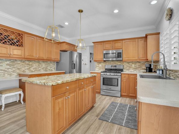 10234 Hunt Club Lane, Palm Beach Gardens FL 33418