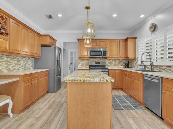 10234 Hunt Club Lane, Palm Beach Gardens FL 33418