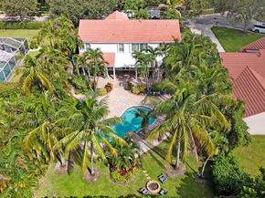 10234 Hunt Club Lane, Palm Beach Gardens FL 33418