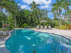 10234 Hunt Club Lane, Palm Beach Gardens FL 33418