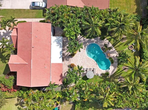 10234 Hunt Club Lane, Palm Beach Gardens FL 33418
