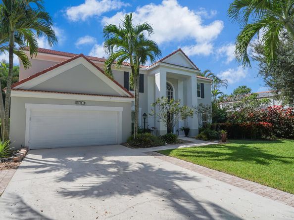10234 Hunt Club Lane, Palm Beach Gardens FL 33418