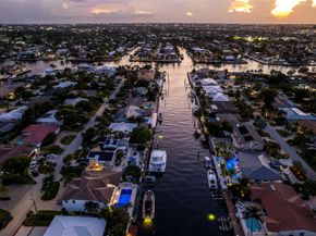 11 S Castle Harbor Is, Fort Lauderdale FL 33308