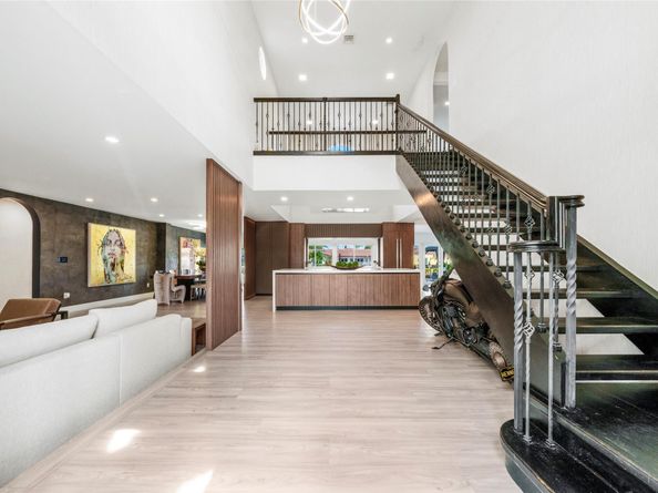 11 S Castle Harbor Is, Fort Lauderdale FL 33308