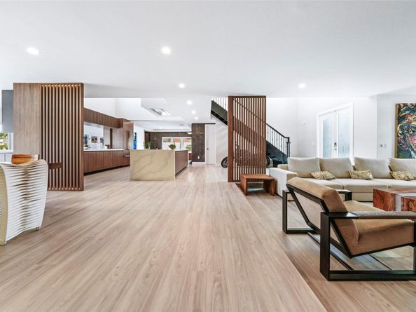 11 S Castle Harbor Is, Fort Lauderdale FL 33308