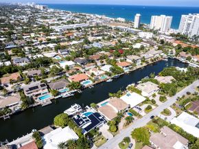 11 S Castle Harbor Is, Fort Lauderdale FL 33308