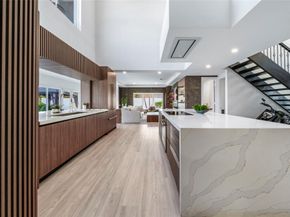 11 S Castle Harbor Is, Fort Lauderdale FL 33308