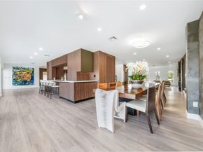 11 S Castle Harbor Is, Fort Lauderdale FL 33308