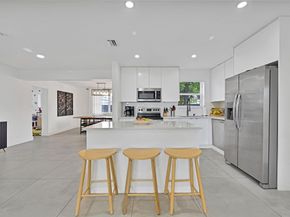 300 SW 65th Way, Pembroke Pines FL 33023