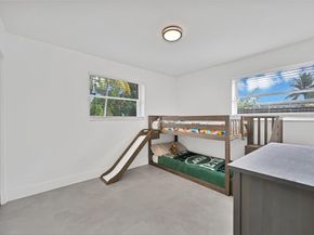 300 SW 65th Way, Pembroke Pines FL 33023