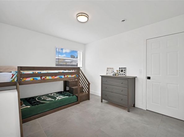 300 SW 65th Way, Pembroke Pines FL 33023