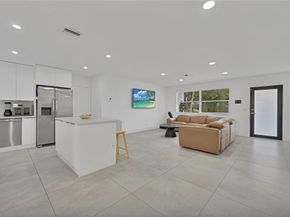 300 SW 65th Way, Pembroke Pines FL 33023