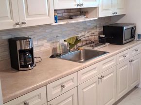 101 Leisure Lake Circle 101, Boynton Beach FL 33426