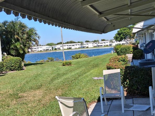 101 Leisure Lake Circle 101, Boynton Beach FL 33426