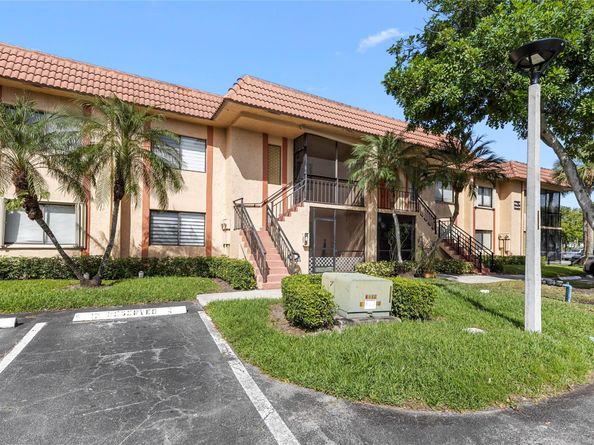 Undisclosed Address #FX-10536652, Weston FL 33326