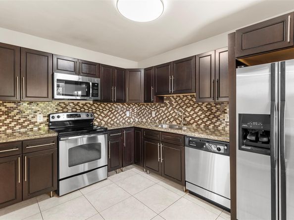 Undisclosed Address #FX-10536652, Weston FL 33326