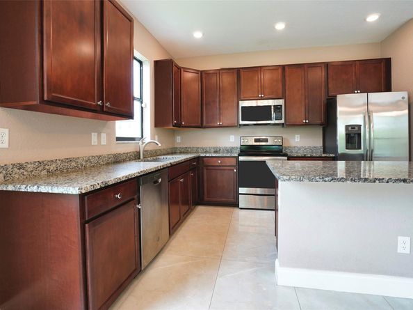 3210 Klays Ct, Royal Palm Beach FL 33411