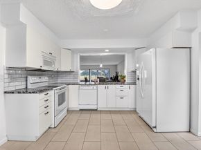 11281 Aspen Glen Drive 104, Boynton Beach FL 33437