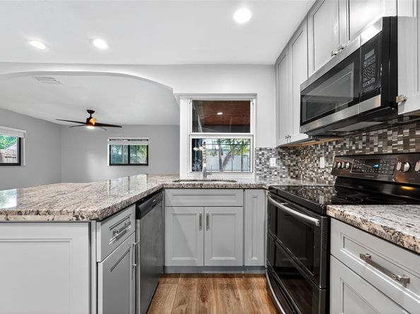 264 NW 79th Ave, Margate FL 33063