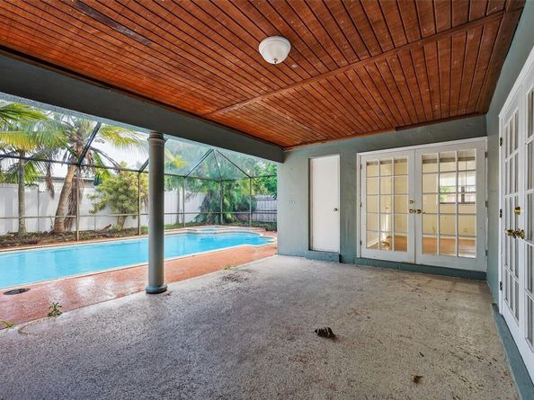 264 NW 79th Ave, Margate FL 33063