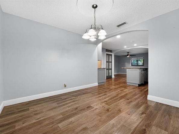 264 NW 79th Ave, Margate FL 33063