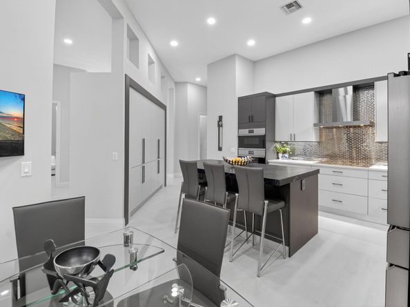 6942 Fairway Lakes Drive, Boynton Beach FL 33472