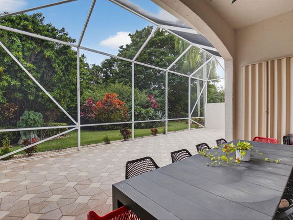 6942 Fairway Lakes Drive, Boynton Beach FL 33472