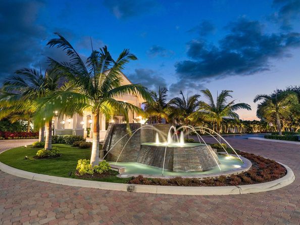 6942 Fairway Lakes Drive, Boynton Beach FL 33472