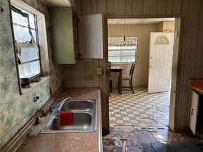 2129 NW 59th St, Miami FL 33142