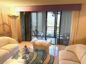 7564 Regency Lake Drive 702, Boca Raton FL 33433