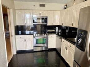 7564 Regency Lake Drive 702, Boca Raton FL 33433