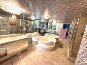 7564 Regency Lake Drive 702, Boca Raton FL 33433