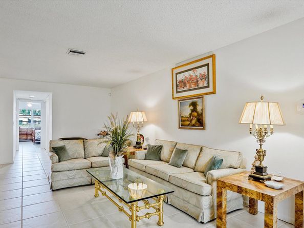 13960 Nesting Way C, Delray Beach FL 33484