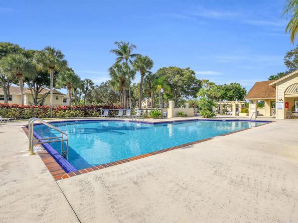 8130 Sedgewick Court 30b, West Palm Beach FL 33406