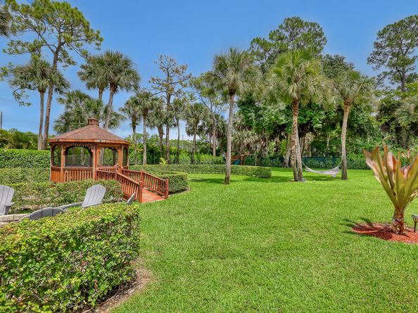 8659 Thousand Pines Circle, West Palm Beach FL 33411