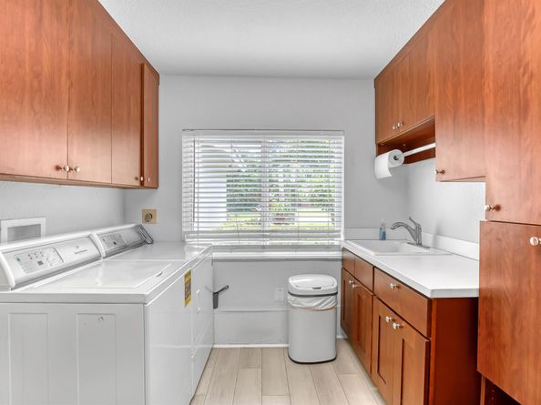 8659 Thousand Pines Circle, West Palm Beach FL 33411