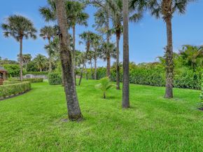 8659 Thousand Pines Circle, West Palm Beach FL 33411
