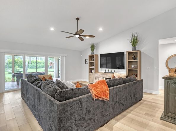 8659 Thousand Pines Circle, West Palm Beach FL 33411