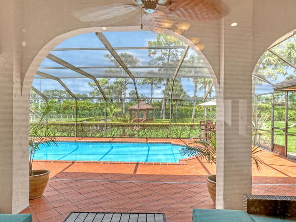 8659 Thousand Pines Circle, West Palm Beach FL 33411