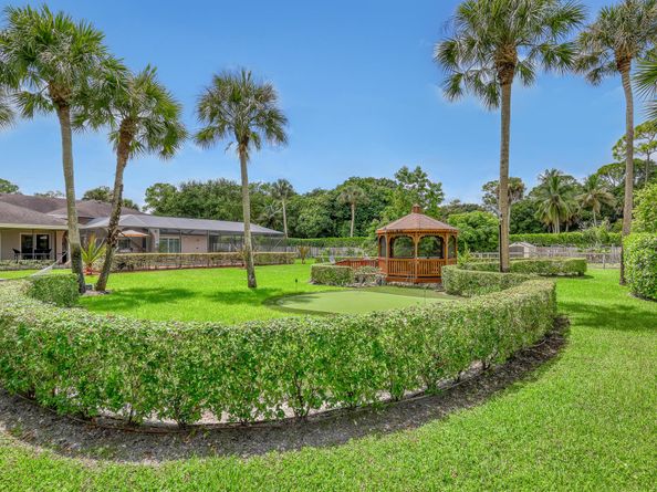 8659 Thousand Pines Circle, West Palm Beach FL 33411