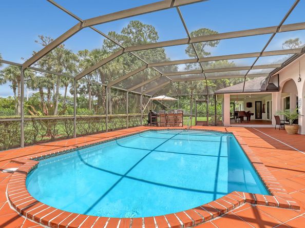 8659 Thousand Pines Circle, West Palm Beach FL 33411